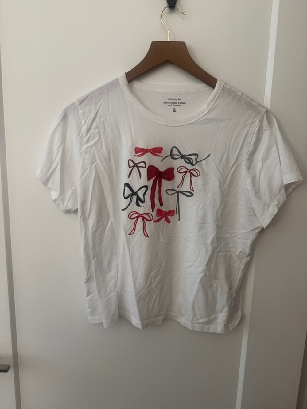 Abercrombie & Fitch White Tee with Red and Black Bow Motif